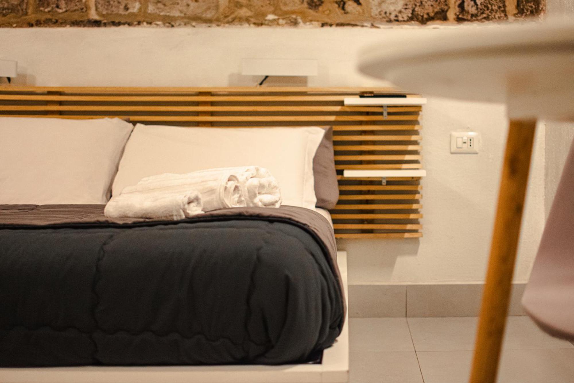 I Gradini Bed and Breakfast Neapel Exteriör bild